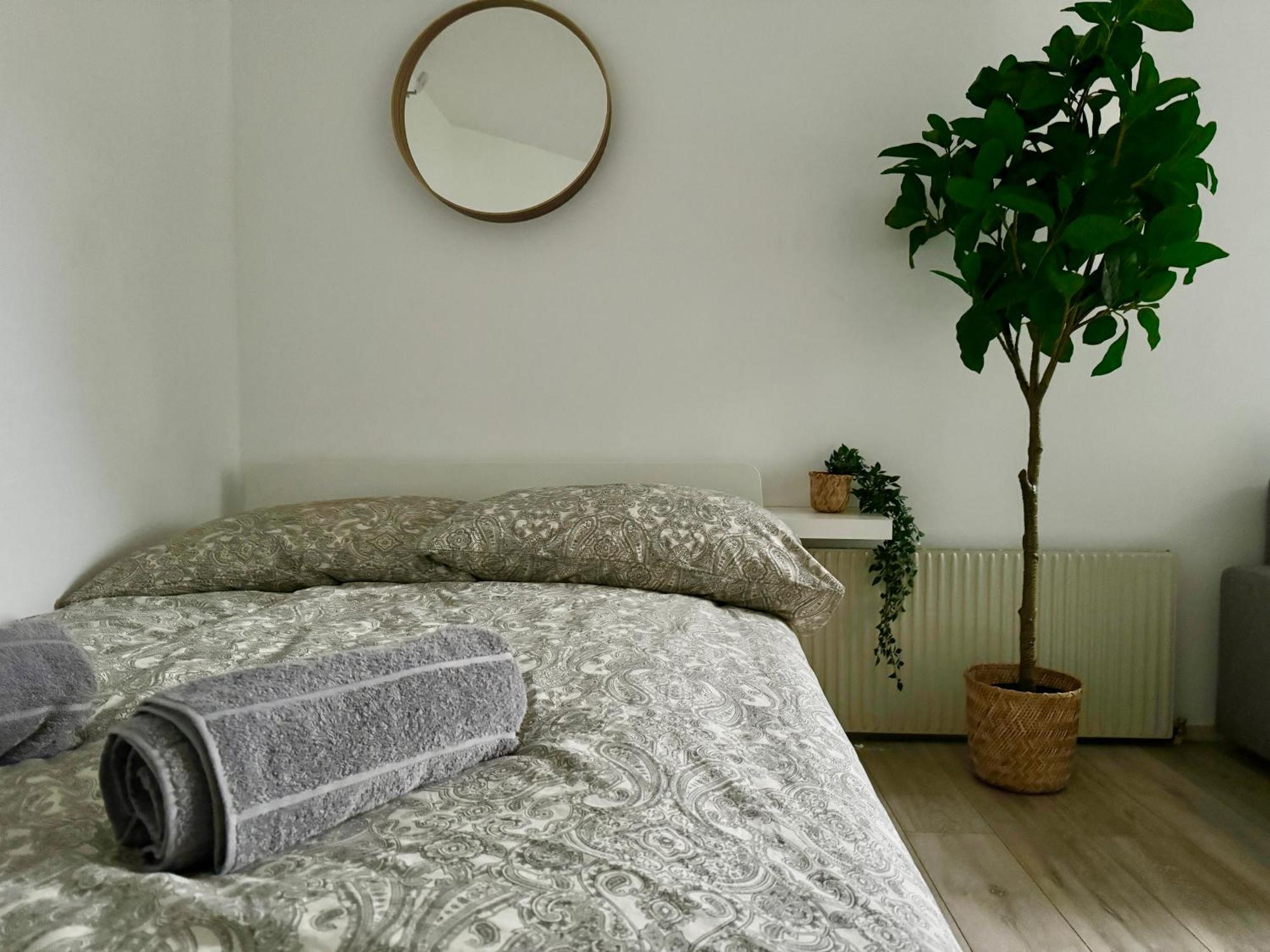 Stylish Schoenbrunn Apartments With Free Parking Viena Exterior foto