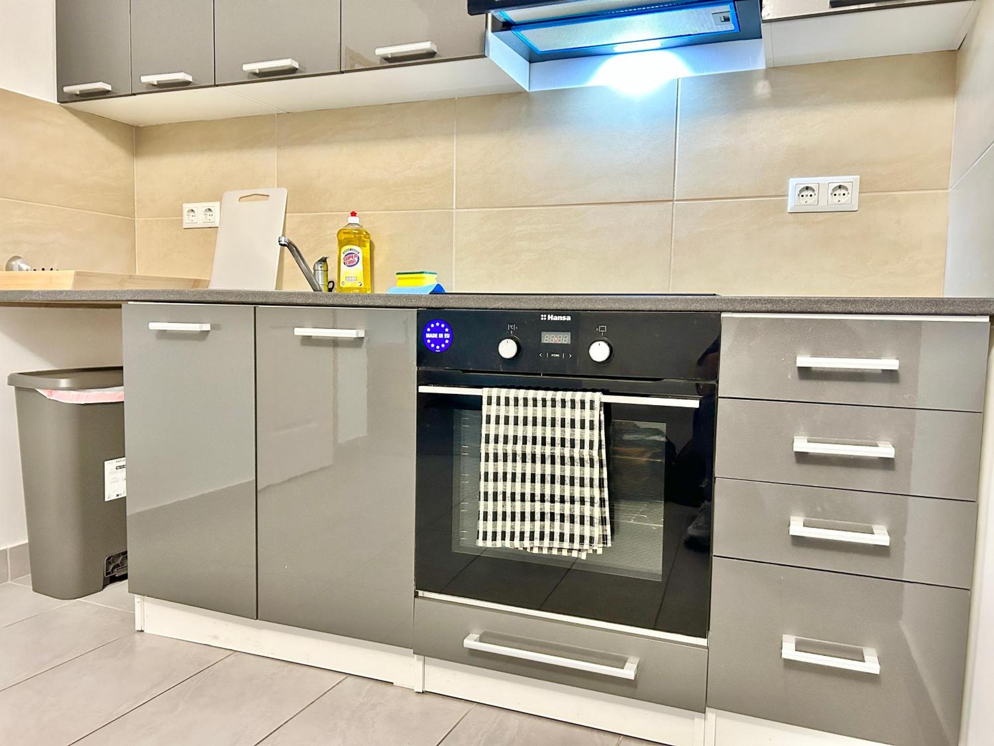 Stylish Schoenbrunn Apartments With Free Parking Viena Exterior foto