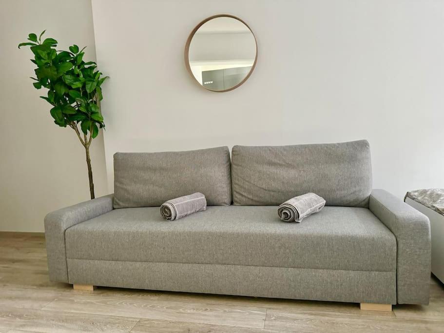 Stylish Schoenbrunn Apartments With Free Parking Viena Exterior foto