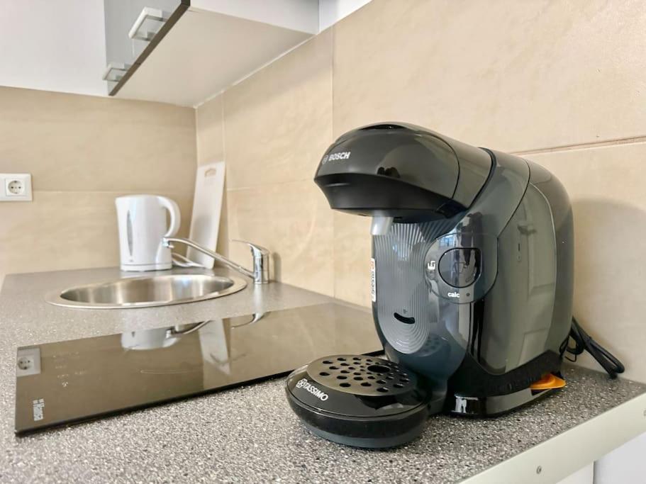 Stylish Schoenbrunn Apartments With Free Parking Viena Exterior foto